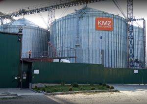 Фото елеватора Укрзернотрейд Макс (Уманське ХПП): компанія Бессарабія Груп: Черкаська область