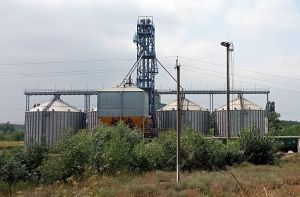 Фото елеватора Ізюм Агро Інвест: компанія Сангрейн Інвест: Харківська область