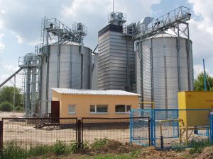 Фото елеватора І с к р а: компанія Екопрод: Сумська область