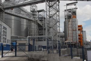 Фото елеватора ЄТСК (Миколаївський ОЕЗ Бунге): компанія Bunge (Бунге Україна): Миколаївська область
