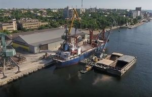 Фото елеватора Дніпро Карго Лімітед: компанія Смарт-Холдинг: Херсонська область