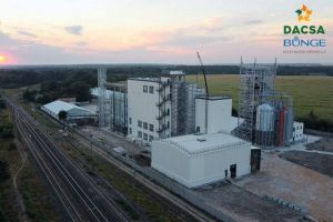 Фото елеватора Дакса Бунге Україна: компанія Dасsа та Bunge (Бунге Україна): Вінницька область
