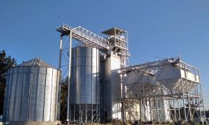 Фото елеватора Кононівський елеватор Славутська дільниця: компанія Кернел: Хмельницька область
