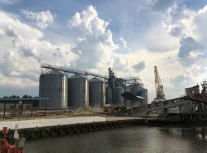 Фото елеватора Укррічфлот (Дніпро): компанія Судоплавна компанія УКРРІЧФЛОТ: Дніпропетровська область