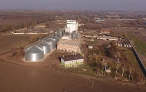 Фото елеватора Чуднівський елеватор АІК: компанія АІК Груп: Житомирська область