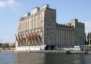 Фото елеватора Миколаївський портовий елеватор: компанія ДПЗКУ: Миколаївська область