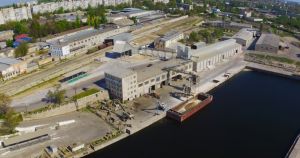 Фото елеватора Дніпровський термінал: компанія СК Дніпрогрейн: Херсонська область