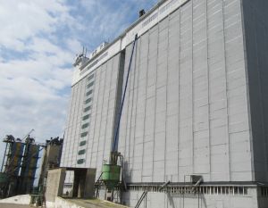 Фото елеватора АПК НОВААГРО (Близнюківський елеватор): компанія ГК АПК НОВААГРО: Харківська область