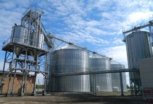 Фото елеватора Джулинський елеватор: компанія Агропросперіс: Вінницька область