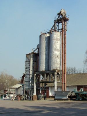 Фото елеватора Остерське ХПП: компанія : Чернігівська область