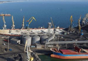 Фото елеватора Нова Хортиця Зерновий термінал: компанія Мотор Сич: Запорізька область